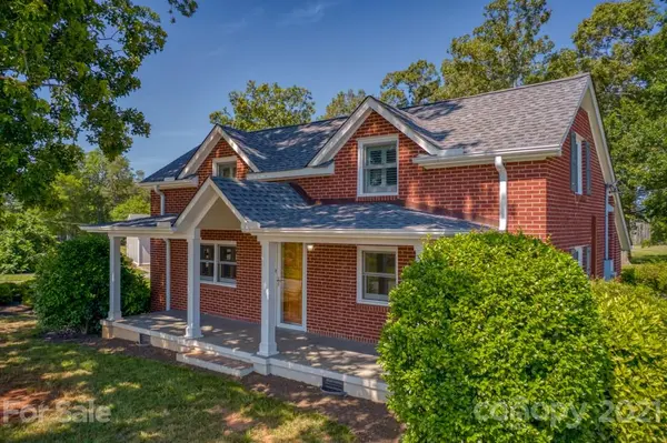 1130 Macedonia Church RD, Campobello, SC 29322