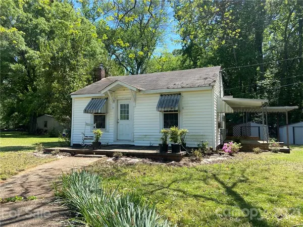 995 E Nc 152 HWY, China Grove, NC 28023