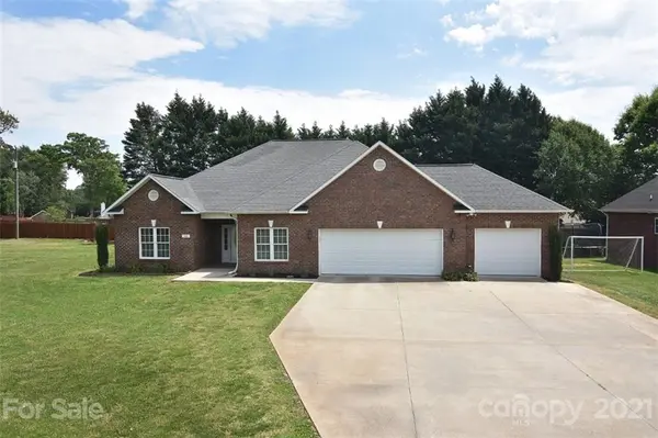 508 Rock Barn RD NE, Conover, NC 28613