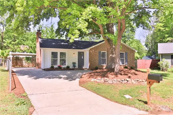 6636 Piney Path RD, Charlotte, NC 28212