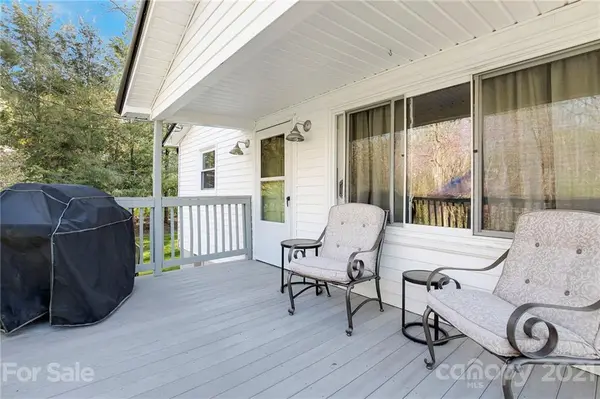 18 Mitchell ST, Canton, NC 28716