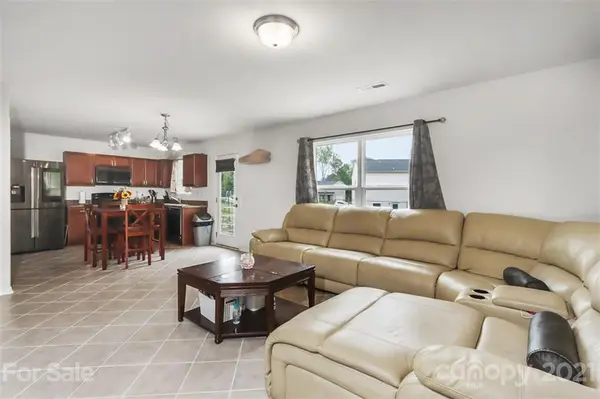 368 Hollybrook CT, Salisbury, NC 28147