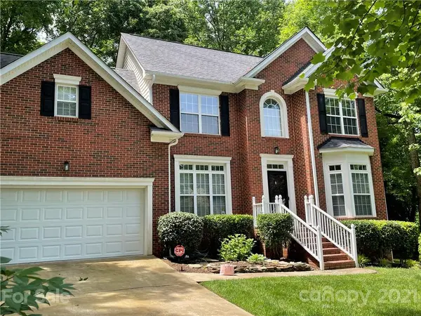 5240 Shannamara DR, Matthews, NC 28104