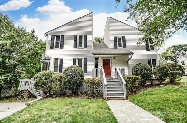 1204 Palawan CT, Tega Cay, SC 29708