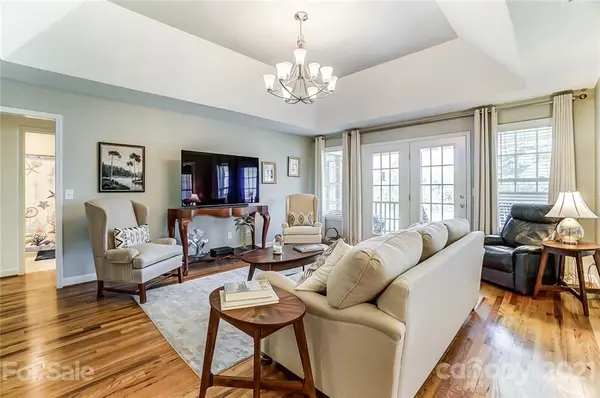 506 Saddle DR, Camden, SC 29020