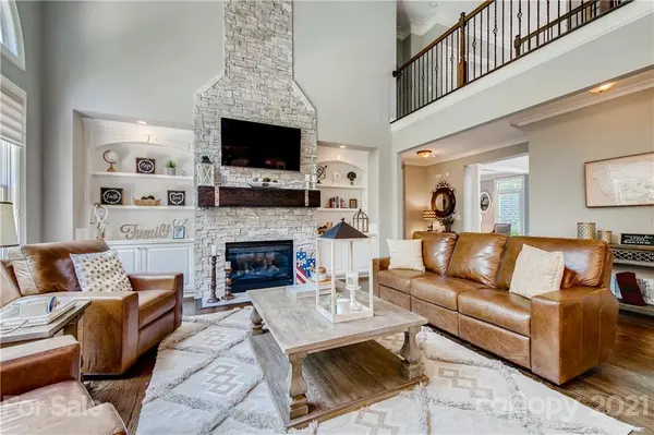 10831 Emerald Wood DR, Huntersville, NC 28078