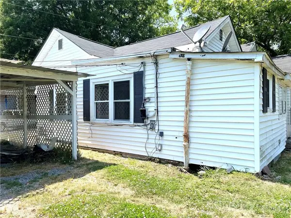 107 Nichols ST, Chester, SC 29706