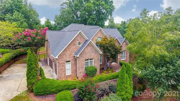 7205 Watersreach LN, Charlotte, NC 28277