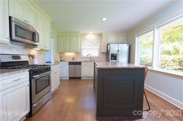2053 Archdale DR, Charlotte, NC 28210