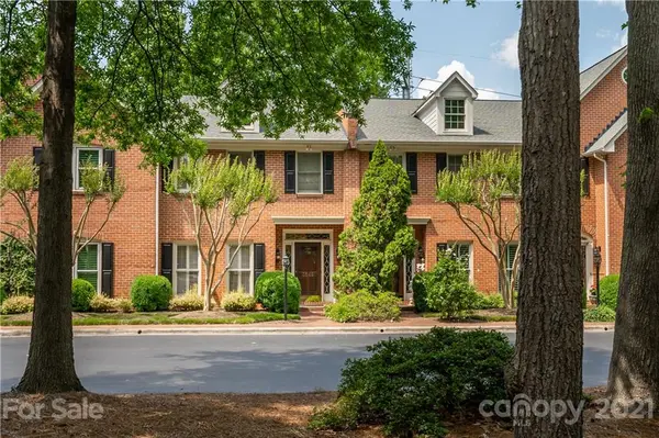3549 Kylemore CT, Charlotte, NC 28210