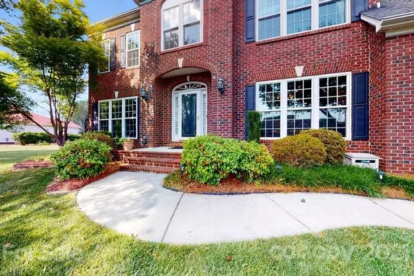 615 Cloverhill PL NW, Concord, NC 28027
