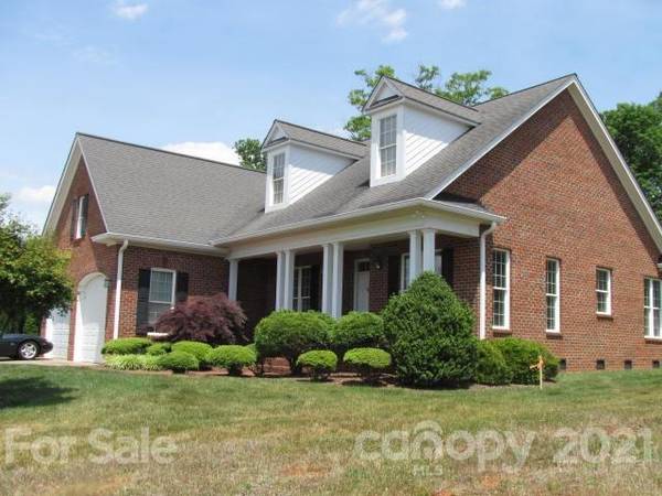 108 Blakemore DR, Boiling Springs, NC 28152
