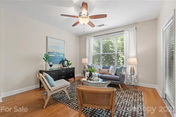 1000 Woodlawn RD #314, Charlotte, NC 28209