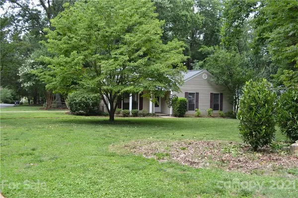7305 Iron Horse CT, Mint Hill, NC 28227