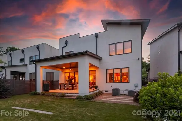 2617 Millie LN, Charlotte, NC 28205
