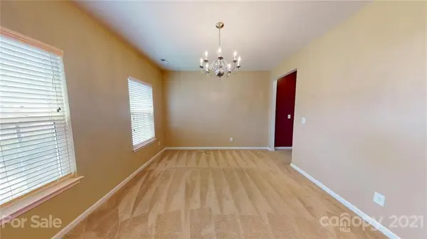13104 Red Vulcan CT, Charlotte, NC 28213