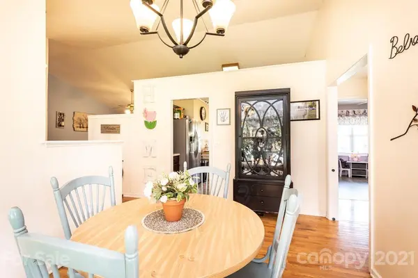 1467 Farmington Hills DR, Conover, NC 28613