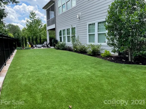 9010 Robbins Pond RD, Cornelius, NC 28031