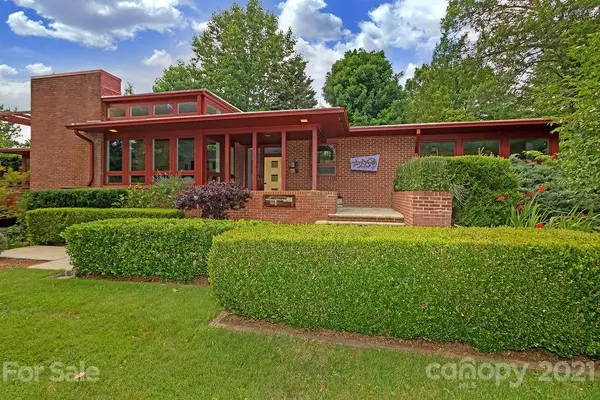 47 Grandview AVE, Brevard, NC 28712