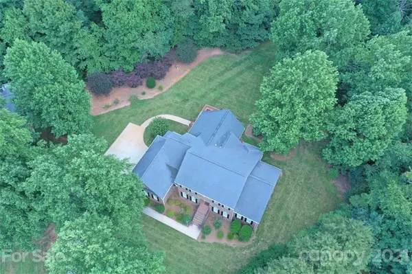 3587 Savannah LN, Claremont, NC 28610