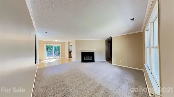 2019 Teddington DR, Charlotte, NC 28214