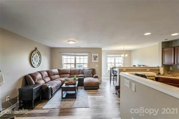 655 Rock Lake GLN, Fort Mill, SC 29715