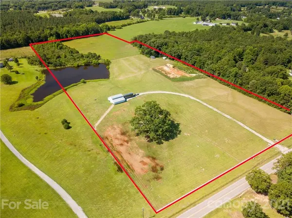 3458 Taxahaw RD, Lancaster, SC 29720