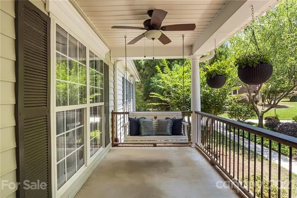 560 Hemmings PL NW, Concord, NC 28027