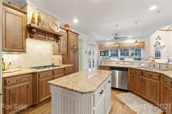 112 Cricket Hollow RD, Mount Holly, NC 28120