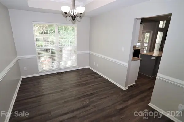 6501 Harburn Forest DR, Charlotte, NC 28269
