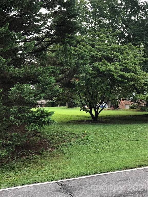 3670 9th Street DR NE, Hickory, NC 28601