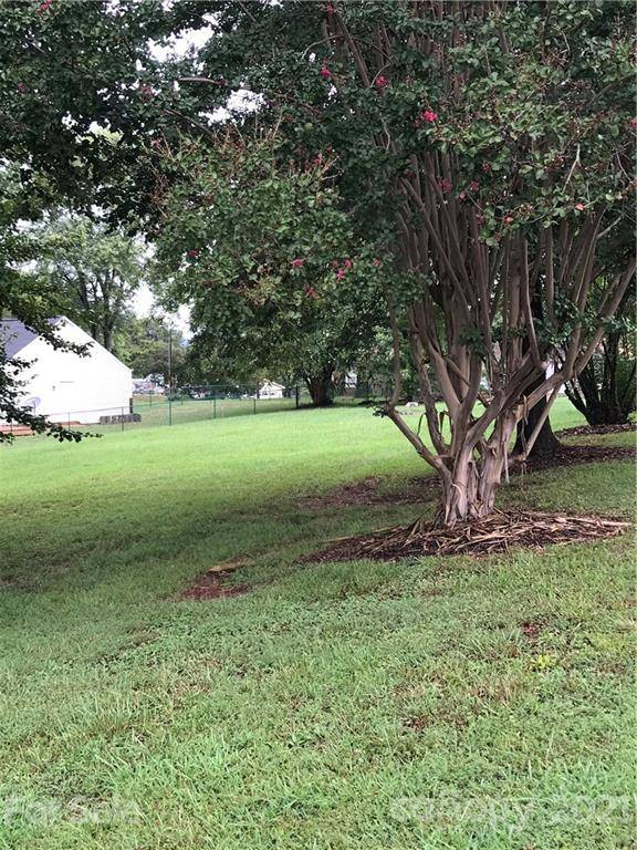 3670 9th Street DR NE, Hickory, NC 28601