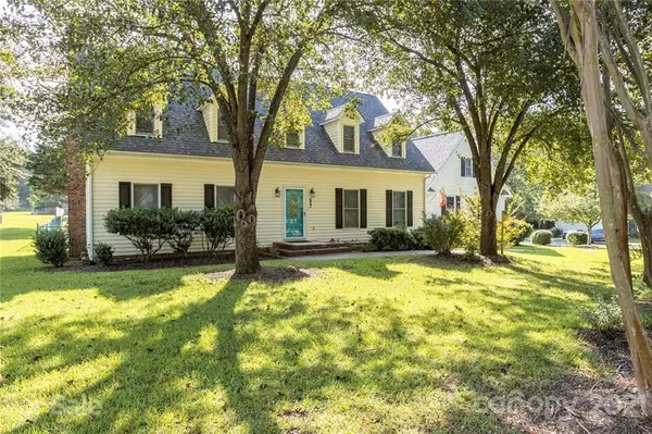 623 Rugby RD, Lancaster, SC 29720