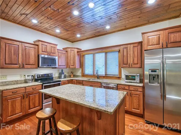 80 Constitution AVE #16, Waynesville, NC 28785