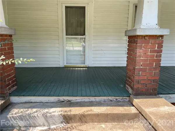 1312 Wilson W Lee BLVD, Statesville, NC 28677