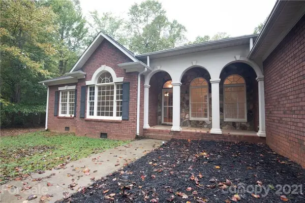 1014 Perth RD, Troutman, NC 28166