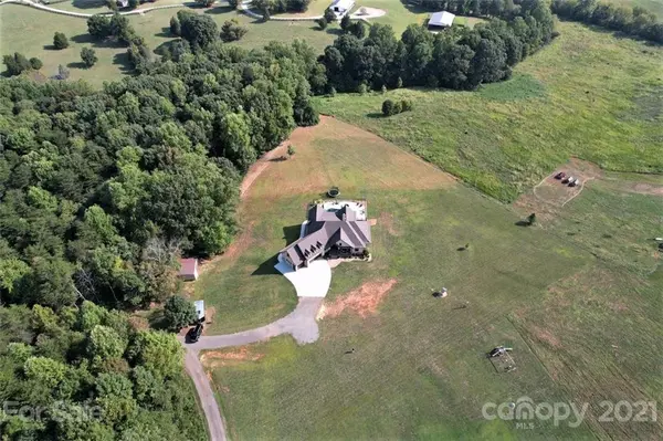 424 Shinnville RD, Mooresville, NC 28115
