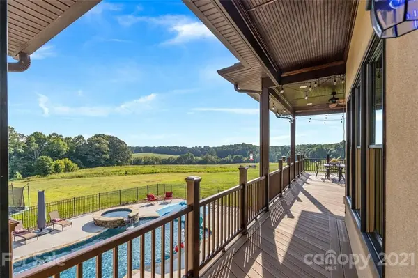 424 Shinnville RD, Mooresville, NC 28115