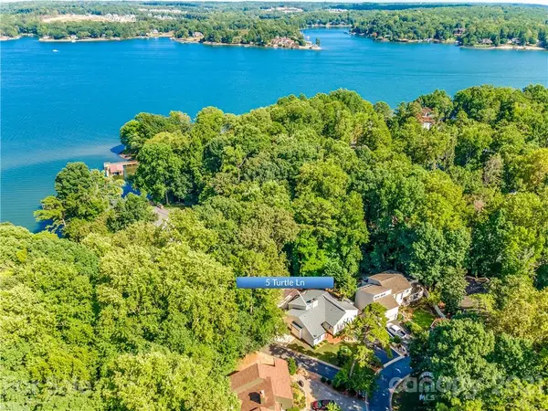 5 Turtle LN, Lake Wylie, SC 29710