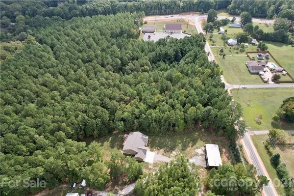 5060 Fewell RD #4, Clover, SC 29710