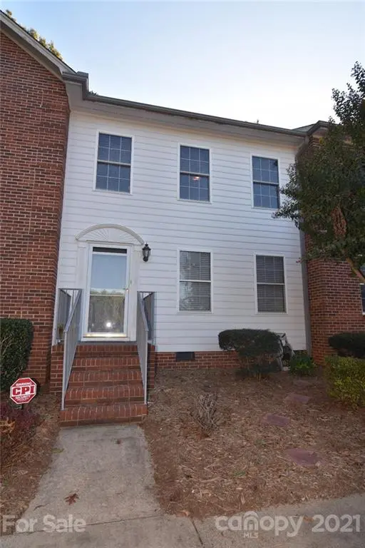 475 N Spring AVE, Newton, NC 28658