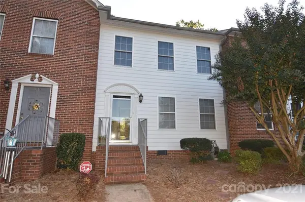 475 N Spring AVE, Newton, NC 28658
