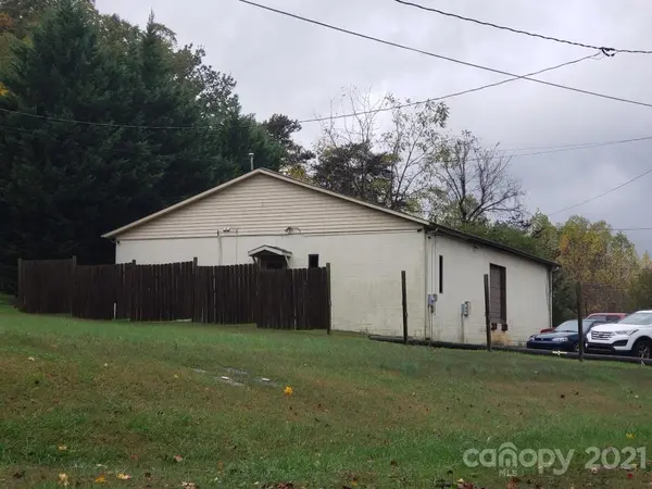 7478 Cavalier WAY, Connelly Springs, NC 28612