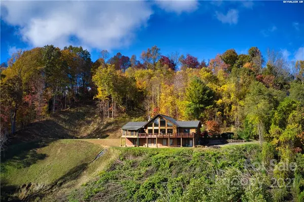 557 Oakside WAY, Burnsville, NC 28714