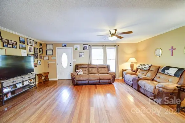 165 Parkland DR, Salisbury, NC 28146