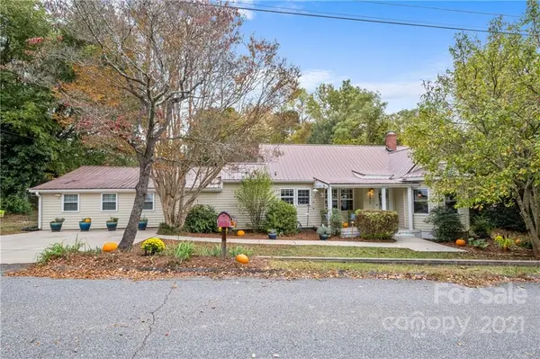 131 Klutz RD, Mooresville, NC 28115
