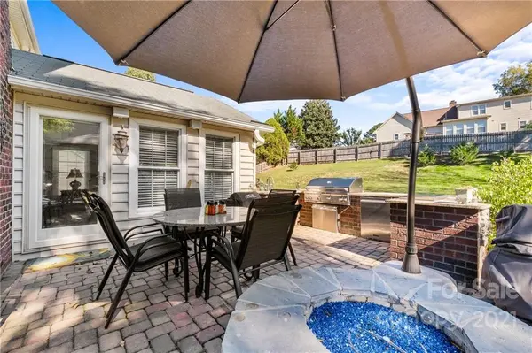 165 Cottontail LN SE, Concord, NC 28025
