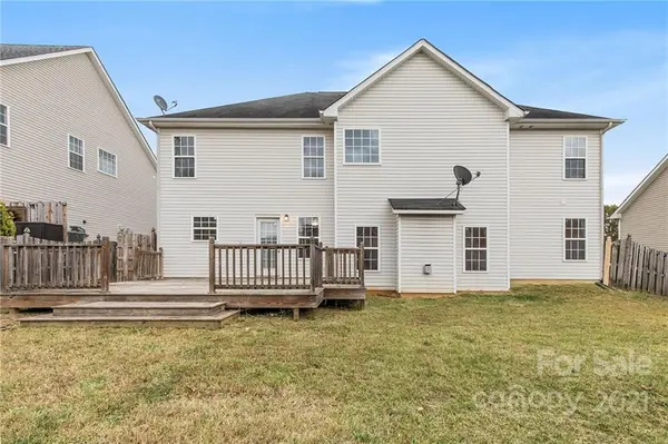 127 Elba DR, Mooresville, NC 28115