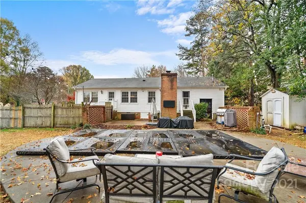 6500 Old Post RD, Charlotte, NC 28212