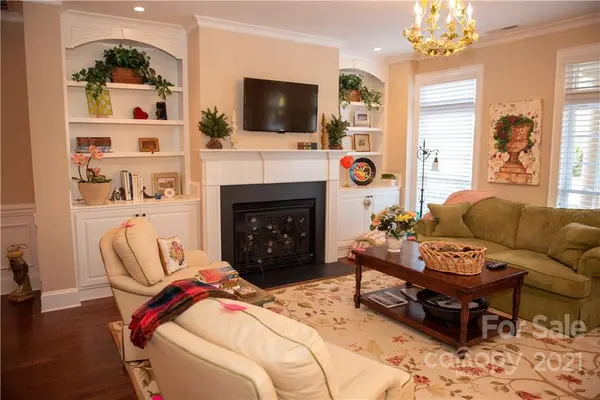 11809 Easthampton CIR, Charlotte, NC 28277